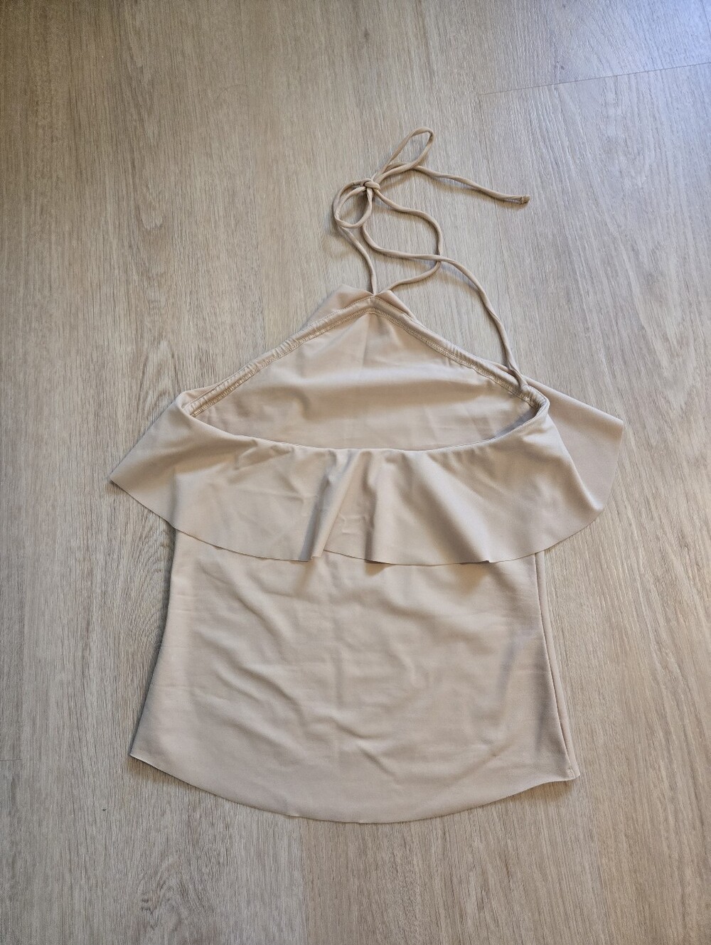 Aritzia Halter Ruffle Top - Picture 2 of 4